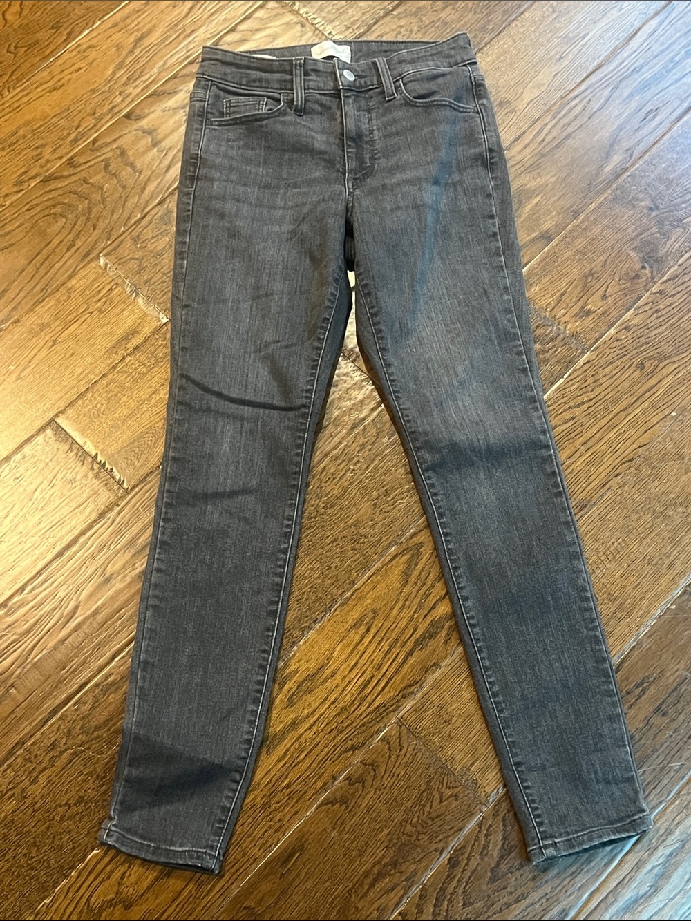 Universal Thread Women's Skinny Jeans in Charcoal